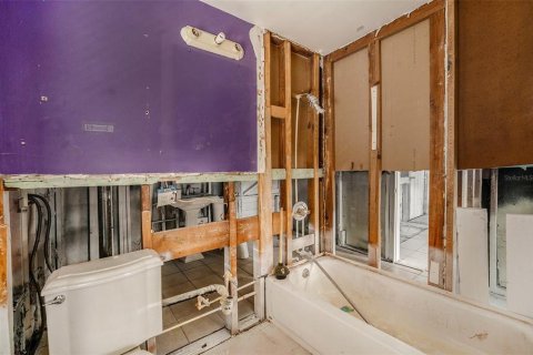 Casa en venta en Palm Harbor, Florida, 2 dormitorios, 84.73 m2 № 1804100 - foto 17