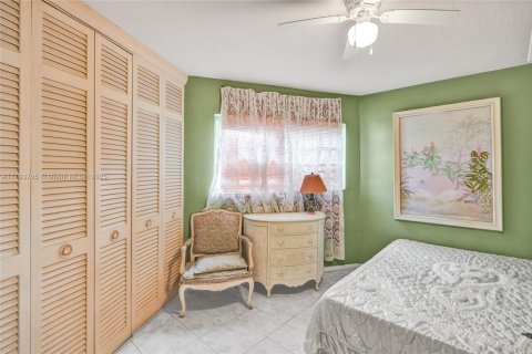 Купить кондоминиум в Майами, Флорида 2 спальни, 79.9м2, № 2028621 - фото 14