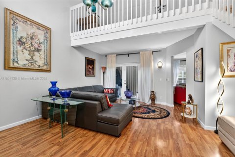 Townhouse in Coral Springs, Florida 4 bedrooms, 157 sq.m. № 1950666 - photo 7