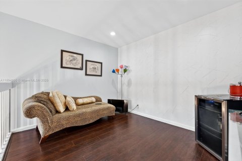 Townhouse in Coral Springs, Florida 4 bedrooms, 157 sq.m. № 1950666 - photo 23