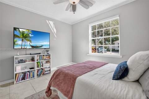 House in Tamarac, Florida 2 bedrooms, 140.28 sq.m. № 2033627 - photo 28