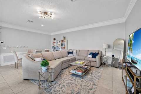 House in Tamarac, Florida 2 bedrooms, 140.28 sq.m. № 2033627 - photo 7