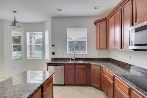 Villa ou maison à louer à Wesley Chapel, Floride: 5 chambres, 265.51 m2 № 2389421 - photo 17