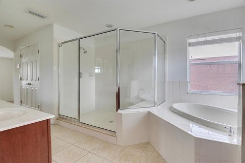 Villa ou maison à louer à Wesley Chapel, Floride: 5 chambres, 265.51 m2 № 2389421 - photo 21