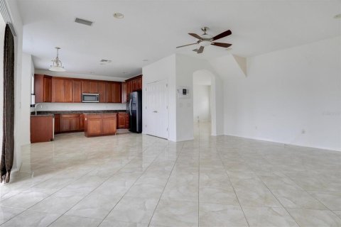 Villa ou maison à louer à Wesley Chapel, Floride: 5 chambres, 265.51 m2 № 2389421 - photo 11