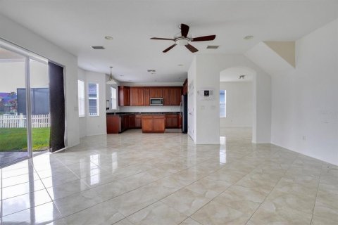 Villa ou maison à louer à Wesley Chapel, Floride: 5 chambres, 265.51 m2 № 2389421 - photo 12