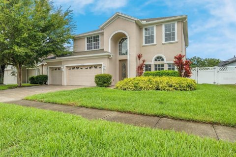 Villa ou maison à louer à Wesley Chapel, Floride: 5 chambres, 265.51 m2 № 2389421 - photo 2