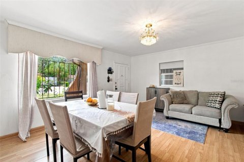 Villa ou maison à vendre à Tampa, Floride: 4 chambres, 188.31 m2 № 2345509 - photo 6