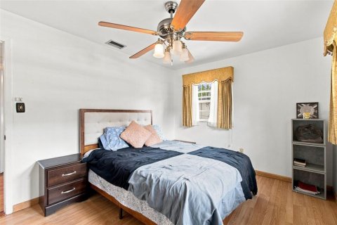 Villa ou maison à vendre à Tampa, Floride: 4 chambres, 188.31 m2 № 2345509 - photo 12