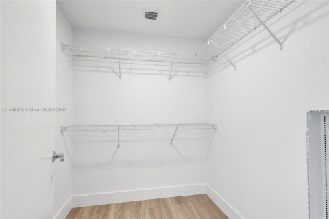 Apartamento en alquiler en Delray Beach, Florida, 1 dormitorio, 71.07 m2 № 1423358 - foto 26