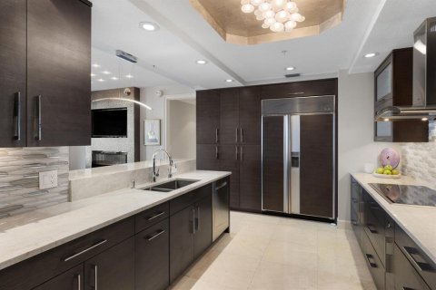 Condo in Sarasota, Florida, 3 bedrooms  № 1295908 - photo 7