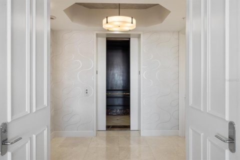 Condo in Sarasota, Florida, 3 bedrooms  № 1295908 - photo 22