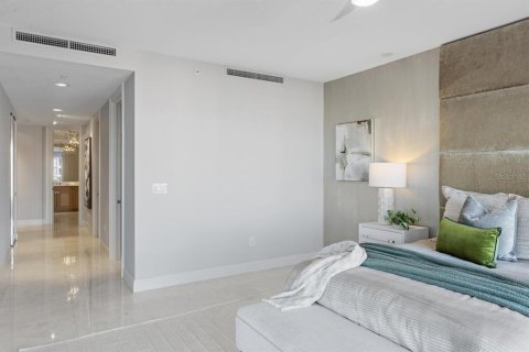 Condo in Sarasota, Florida, 3 bedrooms  № 1295908 - photo 15