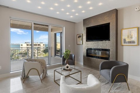 Condo in Sarasota, Florida, 3 bedrooms  № 1295908 - photo 3