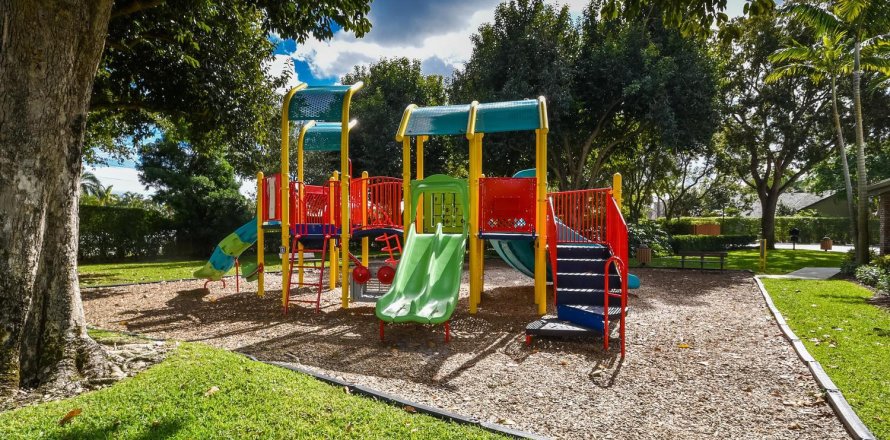Casa en Boca Raton, Florida 5 dormitorios, 272.76 m2 № 1151651