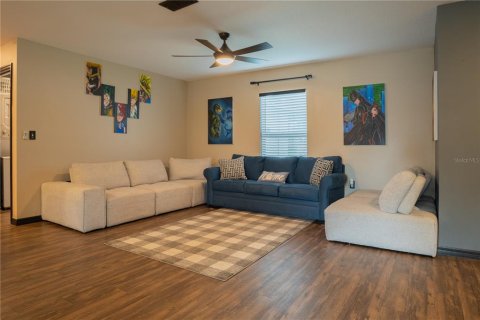 Casa en venta en Mascotte, Florida, 3 dormitorios, 135.27 m2 № 2132198 - foto 10