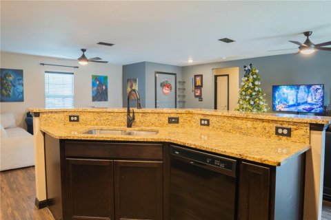 Casa en venta en Mascotte, Florida, 3 dormitorios, 135.27 m2 № 2132198 - foto 9