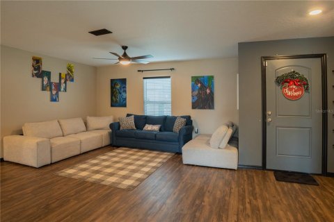 Casa en venta en Mascotte, Florida, 3 dormitorios, 135.27 m2 № 2132198 - foto 11