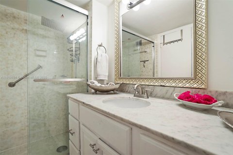 Condo in Aventura, Florida, 2 bedrooms  № 1864788 - photo 23