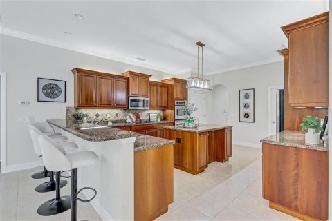 House in Bradenton, Florida 4 bedrooms, 279.26 sq.m. № 2151683 - photo 22