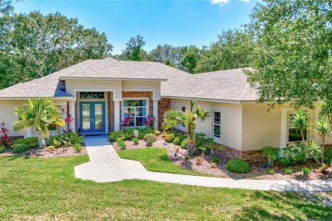 House in Bradenton, Florida 4 bedrooms, 279.26 sq.m. № 2151683