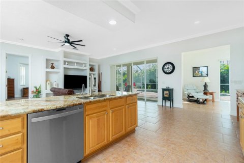 House in North Port, Florida 4 bedrooms, 286.88 sq.m. № 1592951 - photo 9