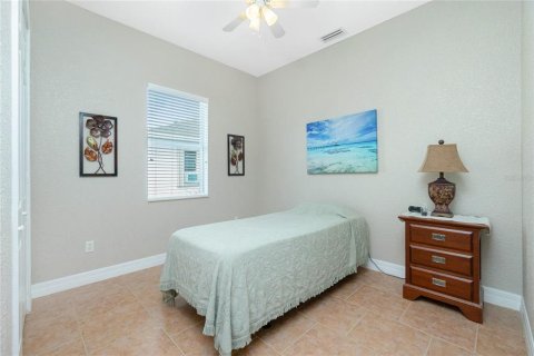 House in North Port, Florida 4 bedrooms, 286.88 sq.m. № 1592951 - photo 23