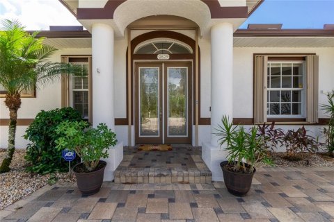 House in North Port, Florida 4 bedrooms, 286.88 sq.m. № 1592951 - photo 4