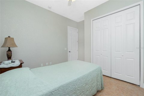 House in North Port, Florida 4 bedrooms, 286.88 sq.m. № 1592951 - photo 24
