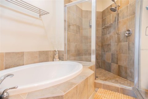 Condo in Tampa, Florida, 2 bedrooms  № 1783249 - photo 27