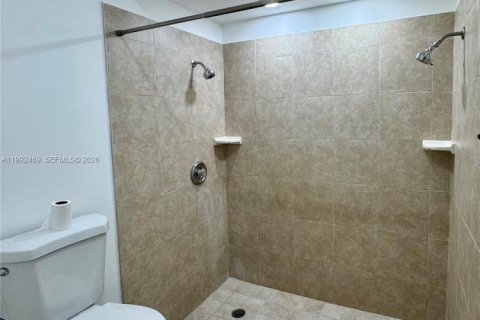 House in Weston, Florida 3 bedrooms, 149.67 sq.m. № 2059124 - photo 28