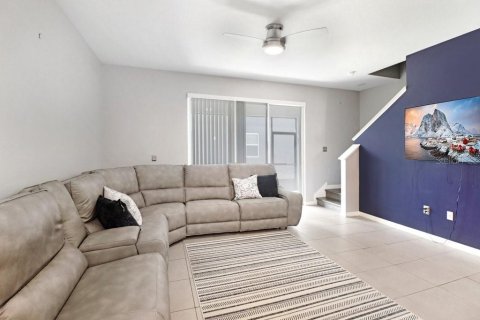 Townhouse in Riverview, Florida 3 bedrooms, 158.58 sq.m. № 1833064 - photo 7