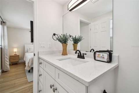 Villa ou maison à louer à Tarpon Springs, Floride: 3 chambres, 123.93 m2 № 1530588 - photo 14