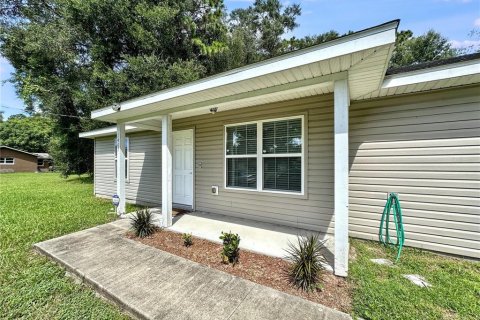House in Ocala, Florida 3 bedrooms, 104.52 sq.m. № 1908171 - photo 1