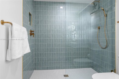 Condominio en venta en Miami, Florida, 2 dormitorios, 84.26 m2 № 1929571 - foto 25