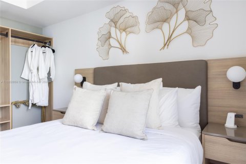 Condominio en venta en Miami, Florida, 2 dormitorios, 84.26 m2 № 1929571 - foto 19