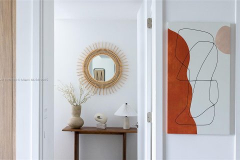 Condominio en venta en Miami, Florida, 2 dormitorios, 84.26 m2 № 1929571 - foto 28