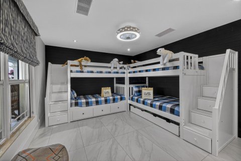 House in Fort Lauderdale, Florida 5 bedrooms, 423.08 sq.m. № 2158359 - photo 11