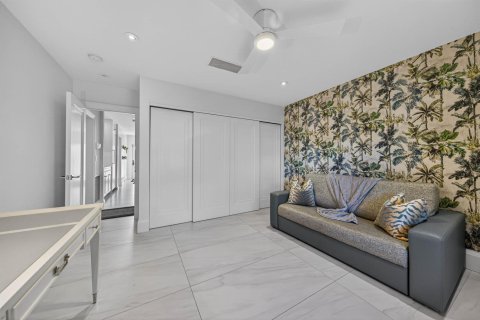 House in Fort Lauderdale, Florida 5 bedrooms, 423.08 sq.m. № 2158359 - photo 10