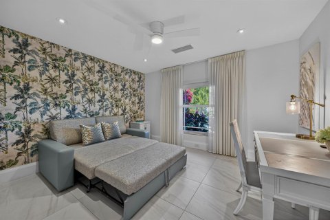 House in Fort Lauderdale, Florida 5 bedrooms, 423.08 sq.m. № 2158359 - photo 9