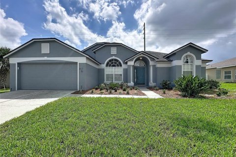 Villa ou maison à Davenport, Floride 3 chambres, 157.19 m2 № 2373118