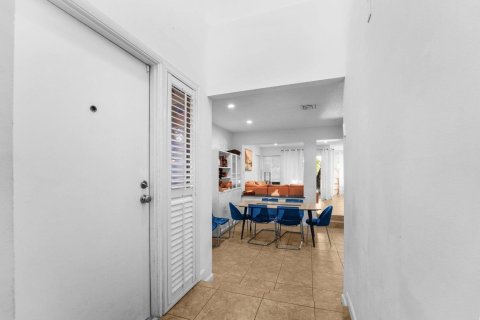 Adosado en alquiler en Boca Raton, Florida, 3 dormitorios, 189.15 m2 № 2176763 - foto 9