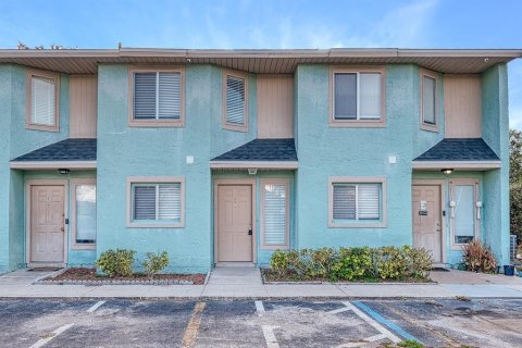 Apartamento en Kissimmee, Florida 2 dormitorios, 597.36 m2 № 2098253