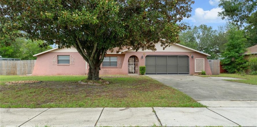 Casa en Spring Hill, Florida 2 dormitorios, 143.81 m2 № 2166839