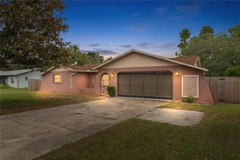Casa en venta en Spring Hill, Florida, 2 dormitorios, 143.81 m2 № 2166839 - foto 2
