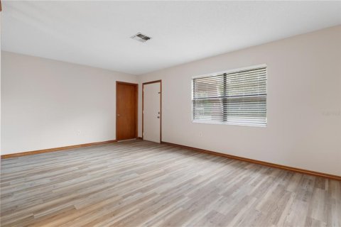 Casa en venta en Spring Hill, Florida, 2 dormitorios, 143.81 m2 № 2166839 - foto 8