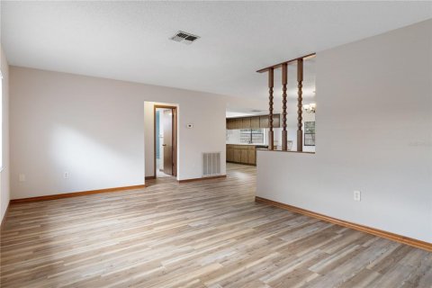 Casa en venta en Spring Hill, Florida, 2 dormitorios, 143.81 m2 № 2166839 - foto 6