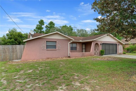 Casa en venta en Spring Hill, Florida, 2 dormitorios, 143.81 m2 № 2166839 - foto 3