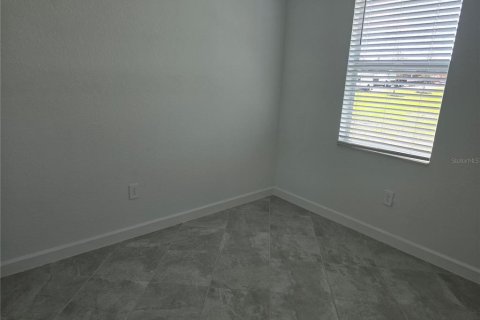 House in Englewood, Florida 2 bedrooms, 145.3 sq.m. № 1821399 - photo 12
