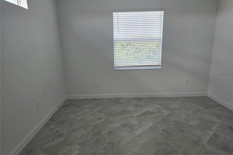 House in Englewood, Florida 2 bedrooms, 145.3 sq.m. № 1821399 - photo 11